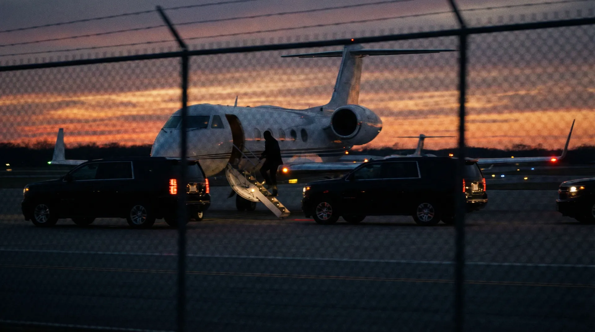 亿佰体育平台 - 机场私人飞机偷拍